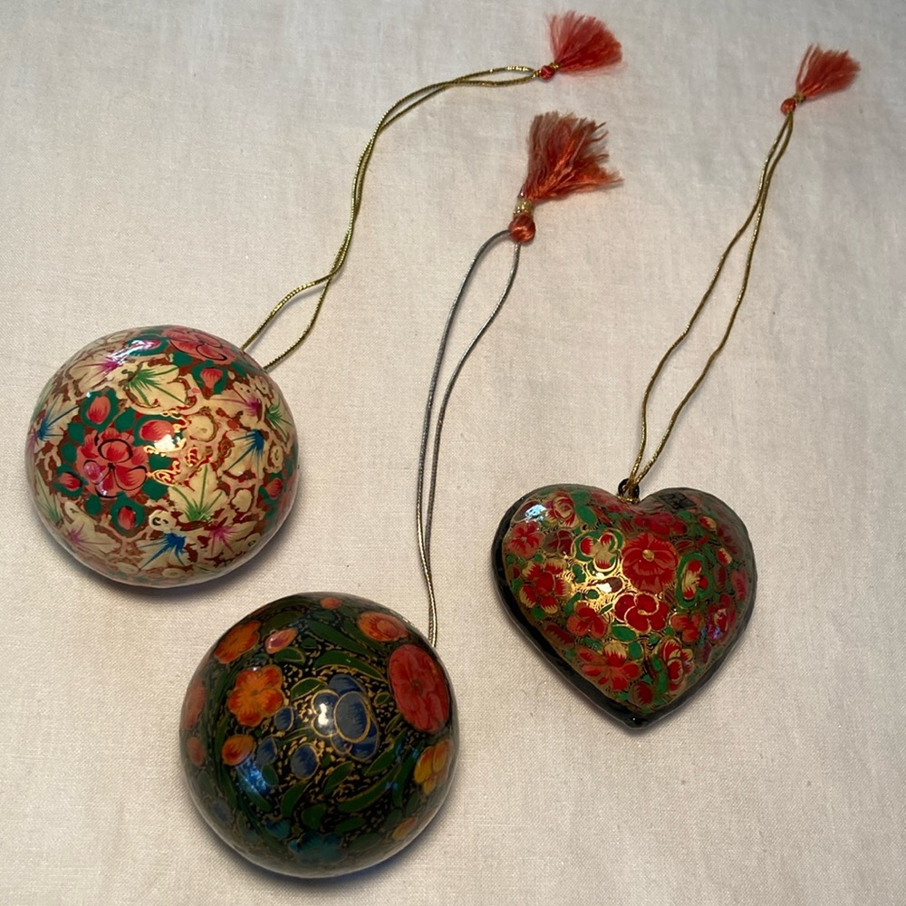 Kasmir Art Paper mache ornaments tassel hand painted - Picture 2 of 16